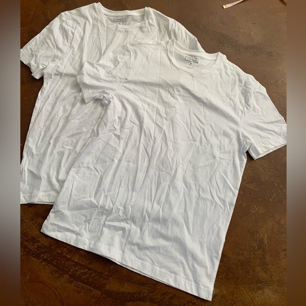 Basic White Tee bundle!! Men’s medium!